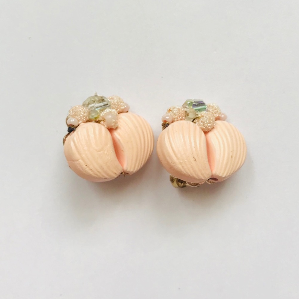 Soft peach Vintage earrings